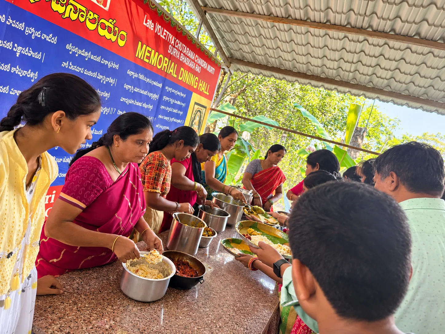 Divya Shiva Alankara Darshanam